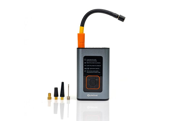 Platinet 3-i-1 luftkompressor med 4000mAh powerbank funktion og lommelygte