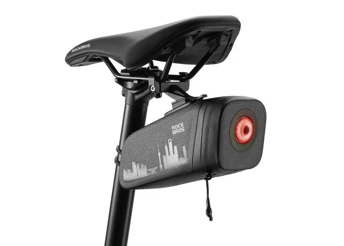 Rockbros cykel sadeltaske 0.66L - Vandtæt -Indbygget cykelbaglygte - Sort