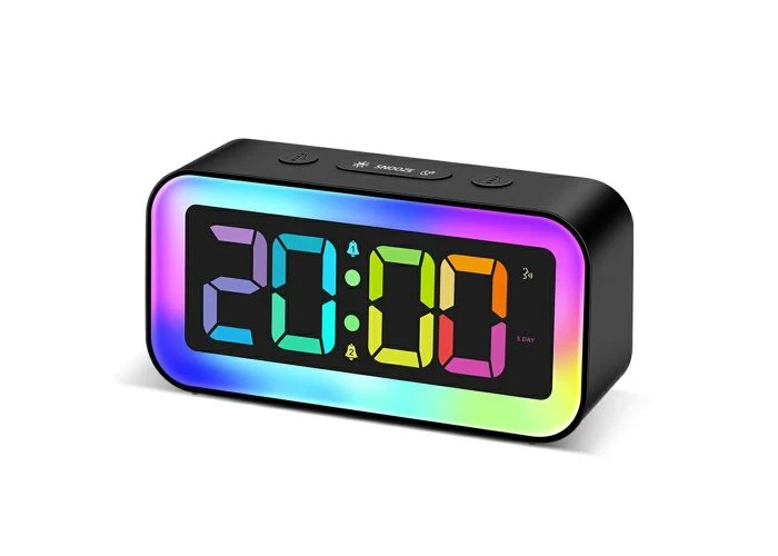 Digital alarm LED vækkeur med RGB lysfuktion - Sort